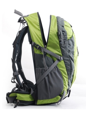 戶外男女登山包50L 聚美優(yōu)品正品保障，輕松開啟探險(xiǎn)之旅